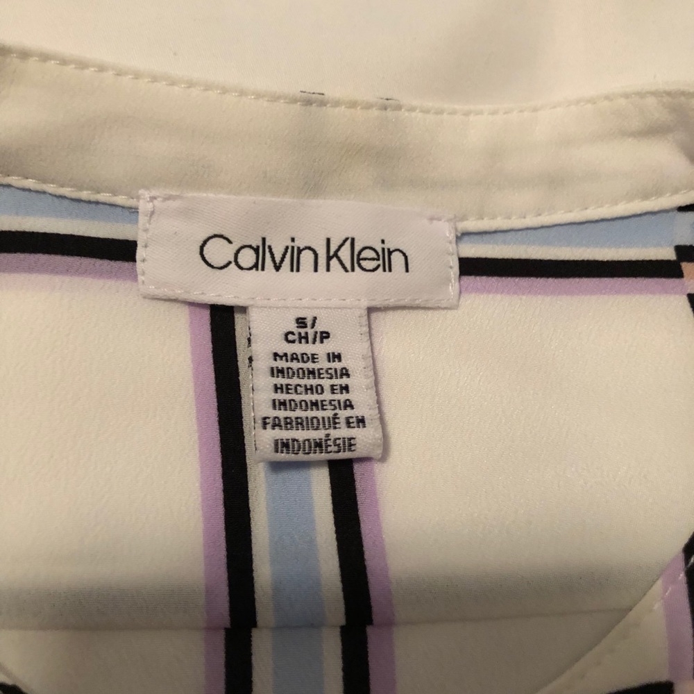 Calvin Klein Blouse - Picture 2 of 2